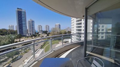 Ocean Drive Esquinero. 3 suites y dependencia de servicio. 