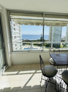 Venta apartamento 1 dormitorio y medio, Punta del Este, playa mansa