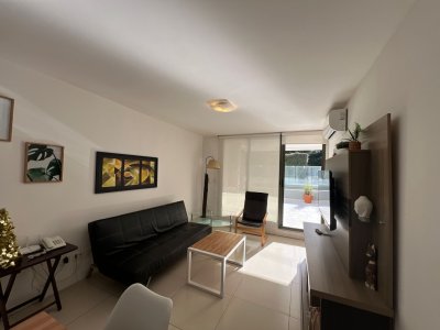 Venta de apartamento de 1 dormitorio y medio en Punta del Este