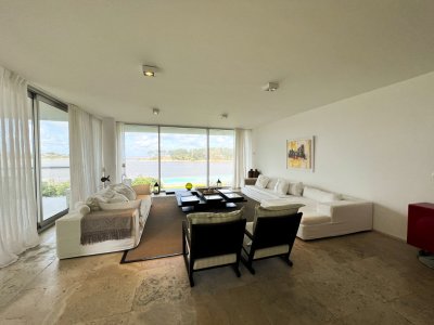 Alquiler temporada apartamento 4 suites en la barra 