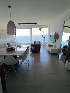 Alquiler  3 dorm en suite Playa Brava frente al mar