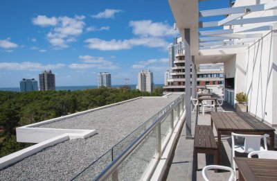 Alquiler anual y temporal departamento 2 dorm, Punta del este 