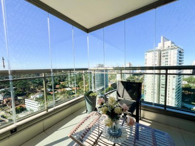 Venta en exclusividad, apartamento de 3 dormitorios en Punta del Este