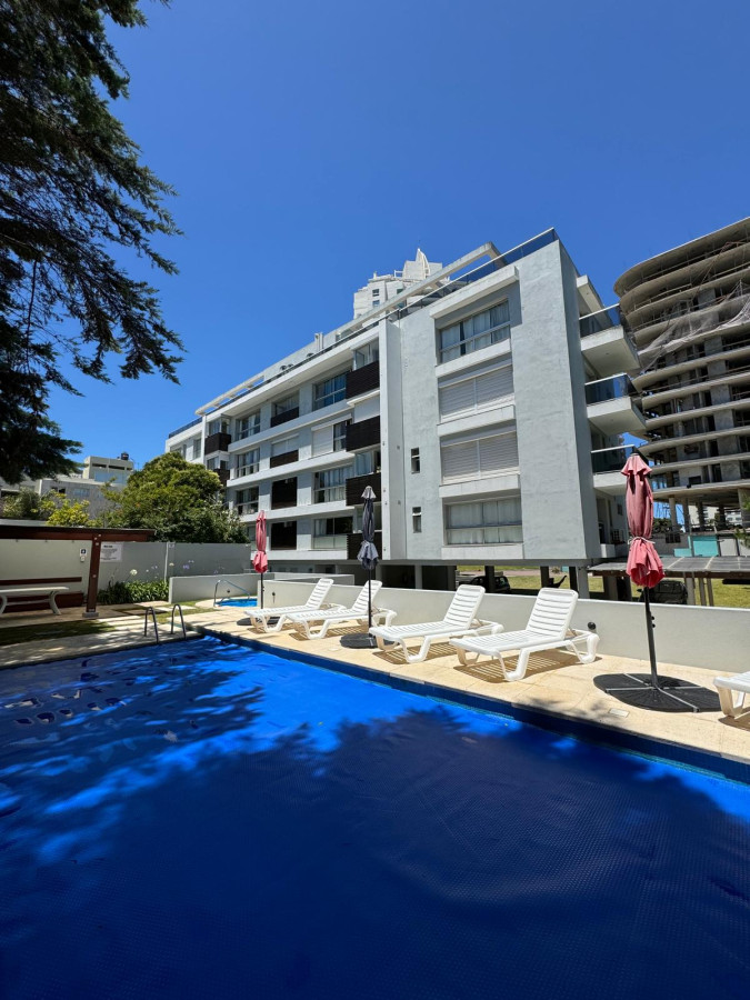 Venta, Apartamento en pda 7 de la Brava, con 1 dormitorio y amenities