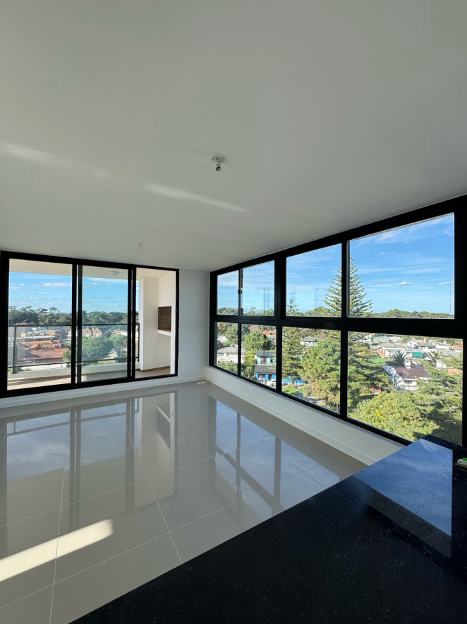 Venta de Apartamento de 2 DORMITORIOS AV ROOSEVELT