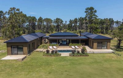 Venta Alquiler Casa 4 dormitorios Puerto Quetzal La Barra 