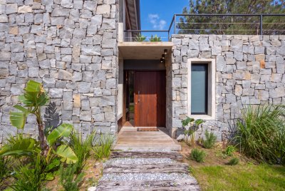 Venta Alquiler Casa 5 suite mas dependencia Laguna Escondida