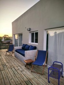 Casa en Alquiler Temporal de Verano, con 3 dormitorios, en Balneario Buenos Aires, 50 metros del mar