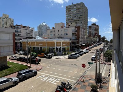 Península 2 dormitorios con terraza, cerca del puerto