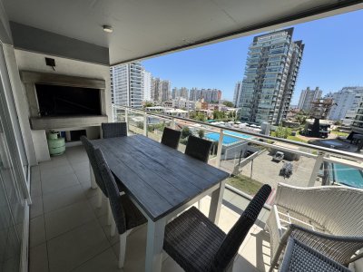 Apartamento 3 dormitorios Brava Punta del Este
