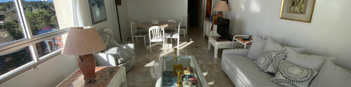 Apartamento en Mansa - Punta del Este
Espectacular vista al mar
Unidad de 2 Dormitorios, 2 Baños 
Cocina : Completa, Living Comedor 
Terraza 

Consulte con nuestros asesores.
