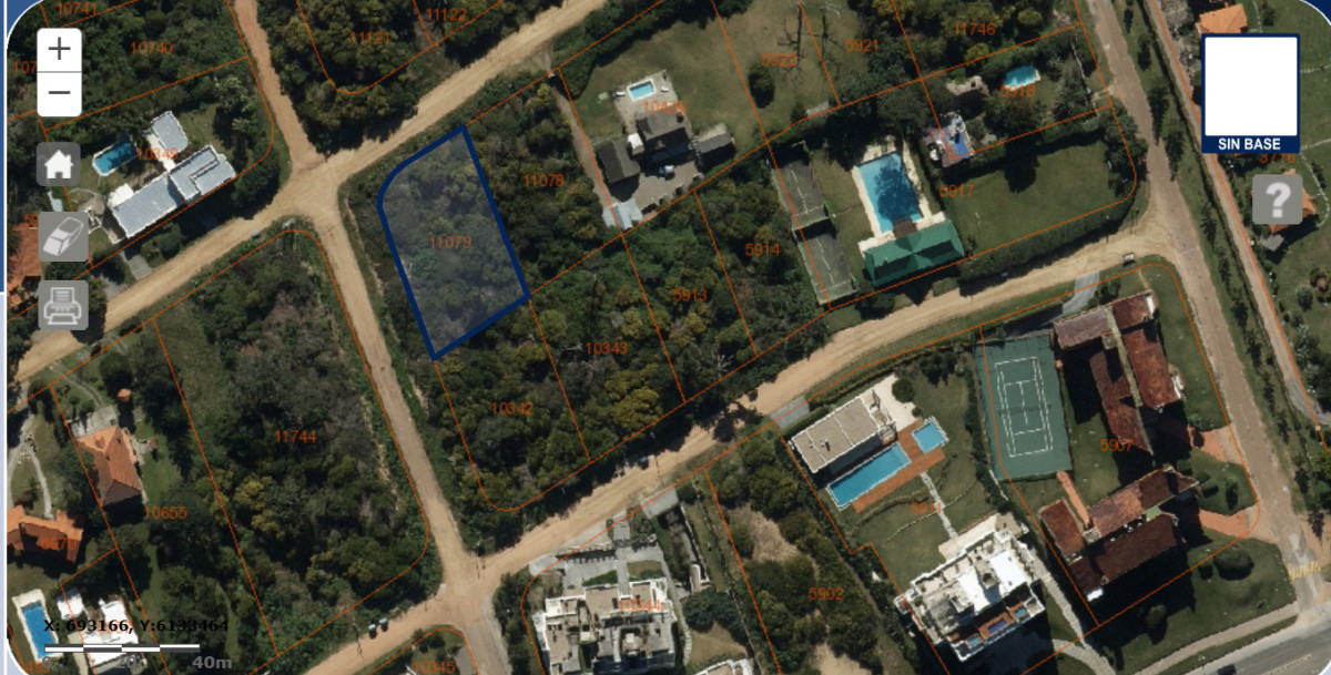  Oportunidad de Inversión en Rincón del Indio

Terreno excepcional de 5252 m², ubicado a solo 100 metros del mar en la codiciada zona de Rincón del Indio, Punta del Este. Este espacio ofrece un entorno natural privilegiado, ideal para proyecto de desarrollo inmobiliario.

No dejes pasar esta oportunidad única. Consulta con nuestros asesores para obtener más información y dar el primer paso hacia tu nuevo estilo de vida. ¡Tu refugio en la costa te espera!