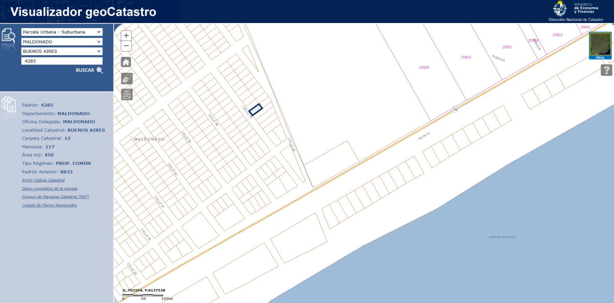 Terreno en Balneario Buenos Aires. Calle 45 a pasos de Ruta 10 y del Mar!

Descubre la oportunidad de construir la casa de tus sueños en el encantador Balneario Buenos Aires, Manantiales. 
Este terreno de 450 m², ubicado a solo 200 metros del mar, te ofrece el espacio ideal para disfrutar de la tranquilidad y belleza de la costa uruguaya.

Con un fondo de 30 metros y un frente de 15 metros, tendrás la flexibilidad necesaria para diseñar un hogar que se adapte a tus necesidades y estilo de vida. Imagina despertar cada mañana con el sonido de las olas y la brisa marina, en un entorno que combina naturaleza y confort.

No dejes pasar esta oportunidad única. Consulta con nuestros asesores y comienza a dar forma a tu proyecto costero.