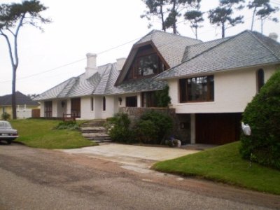 Hermosa Casa en paradas de la mansa !!