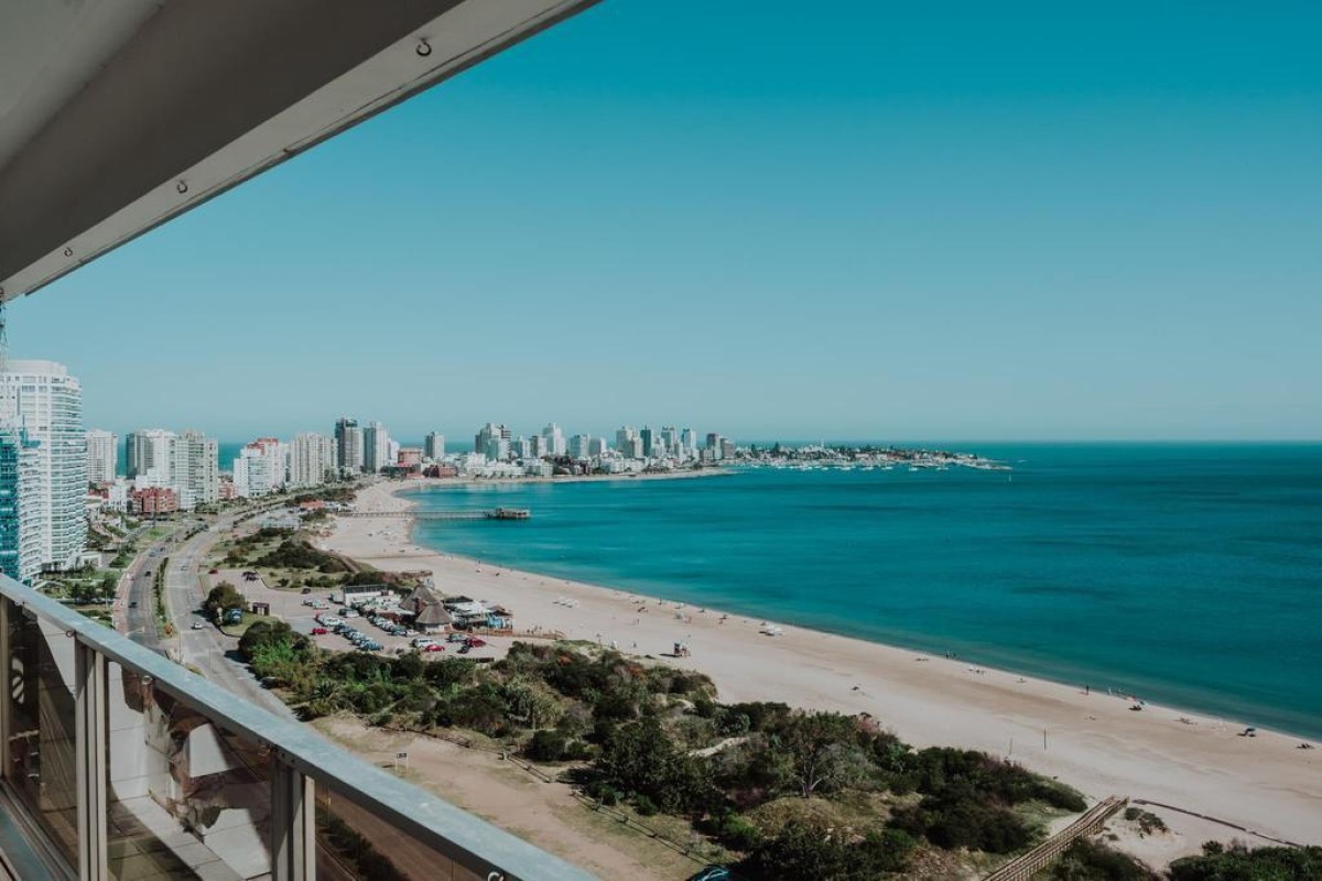 Espectacular Apartamento Duplex en Primera Fila en Playa Mansa