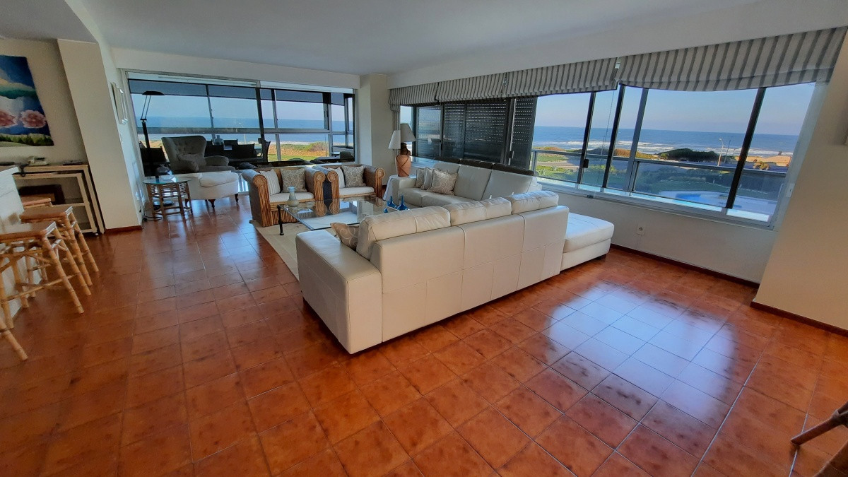 APARTAMENTO EN VENTA PLAYA BRAVA