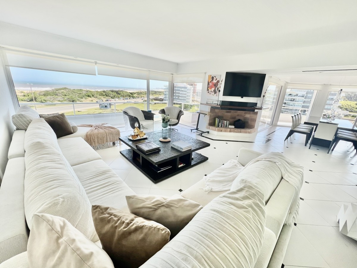 Penthouse en venta Rincon del Indio espectacular vista al mar