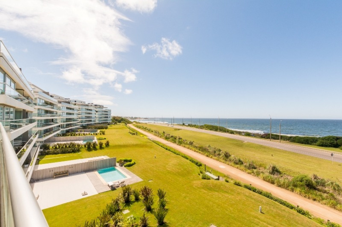 Apartamento frente al mar en Tiburon Terrazas