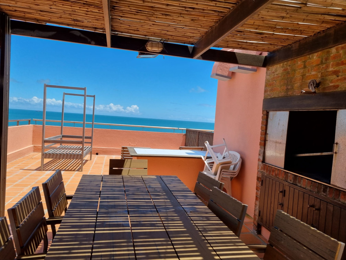 Pensthouse en venta 2 dormitorios parrillero propio Playa Mansa