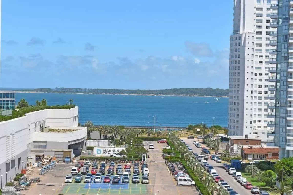 Apartamento en venta en Casino Tower Punta del Este