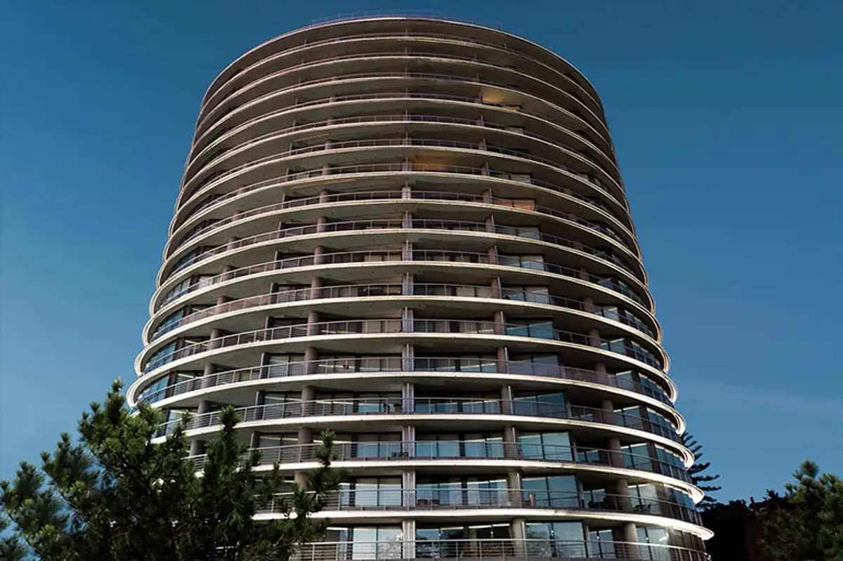 Apartamento en venta 3 dormitorios Torre con servicios