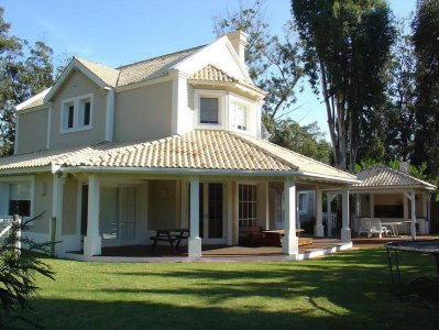 Casa hermosa en Laguna Blanca en venta