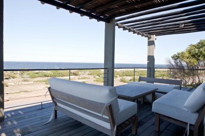 Casa minimalista en venta con salida directa al mar Jose Ignacio