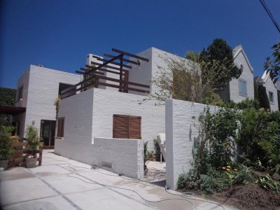 Casa de 4 dormitorios en venta en La Barra