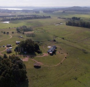 Espectacular chacra en zona La Pataia, sobre Camino Benito Nardone, a minutos de Punta del Este y toda su área de influencia.