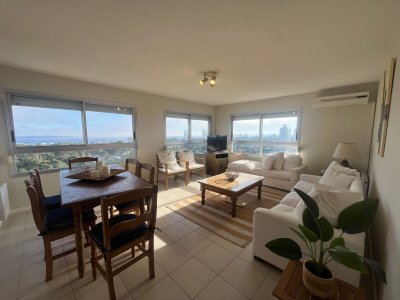 Piso alto, espectacular vista al mar e Isla Gorriti