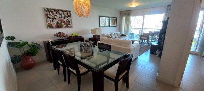 Torre Manhattan - Próximo Playa Brava y Mansa - 2 dormitorios