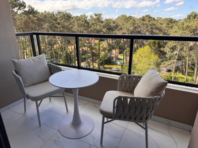 Apartamento en alquiler sobre Av. Roosevelt