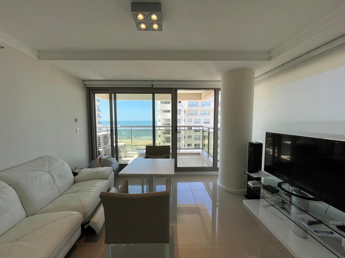 Apartamento en venta Imperiale III - 2 suites con vista al mar