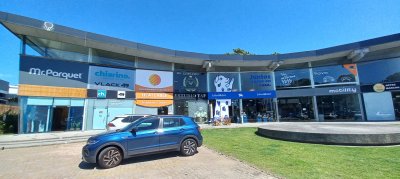 Local en alquiler frente a Punta Shopping