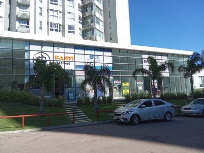 Local en venta Av. Roosevelt con renta