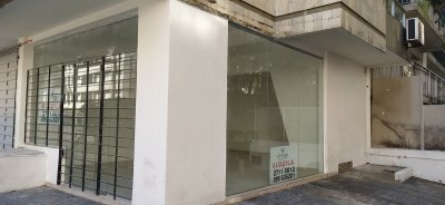 Local Comercial en venta -CON RENTA- 