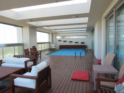 Venta de penthouse de 5 d en suit y dependencia de servicio