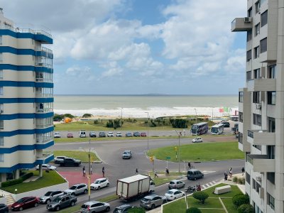 Apartamento en venta de 3 dormitorios en Punta del Este