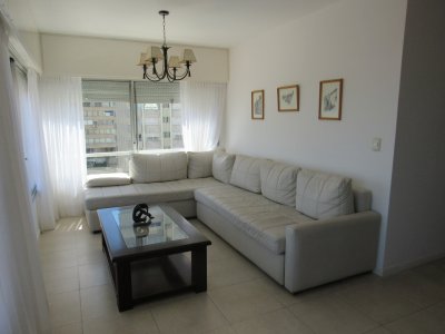 Apartamento en venta  de dos dormitorios en Punta del Este