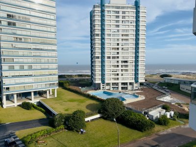 Apartamento en alquiler de un dormitorio zona playa brava