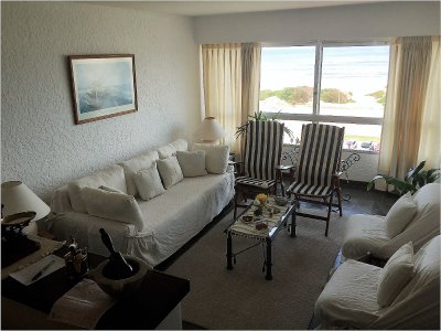 Alquiler de apartamento en Brava, vista directa al mar
