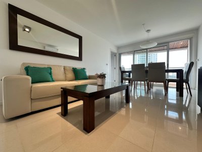 Alquiler y venta  departamento con muy buena vista en parada 6 de la Brava