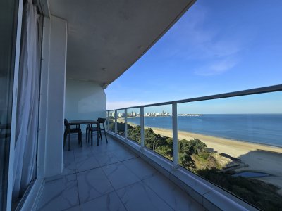 apartamento en venta y alquier en playa mansa