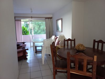  Apartamento EN VENTA de 3 dormitorios en Punta del Este