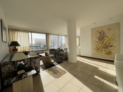 Apartamento en venta, dos dormitorios, 2 baños, peninsula.