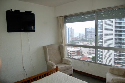 apartamento en alquiler y venta a 1 cuadra del mar Punta del Este