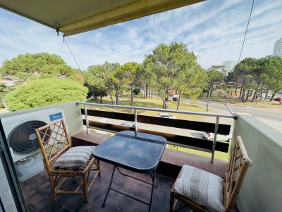Alquiler Temporada, Apartamento, 2 dormitorios, Punta del este.