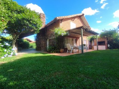 Alquiler de casa en Primera linea mansa