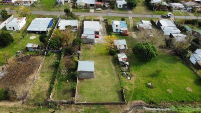 Casa en VENTA, ciudad de Paysandu, 2 dormitorios, 1 baño.