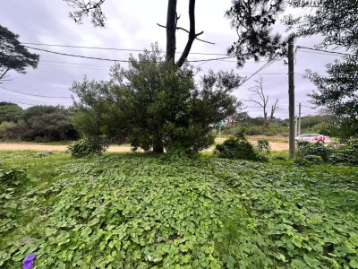 Oportunidad - Terreno a la venta en Manantiales 